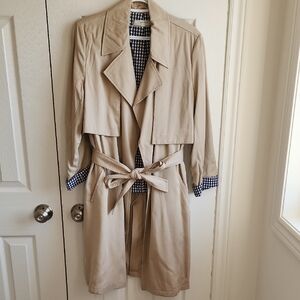 Zara Beige Trench Coat with Gingham Lining NEVER WORN!